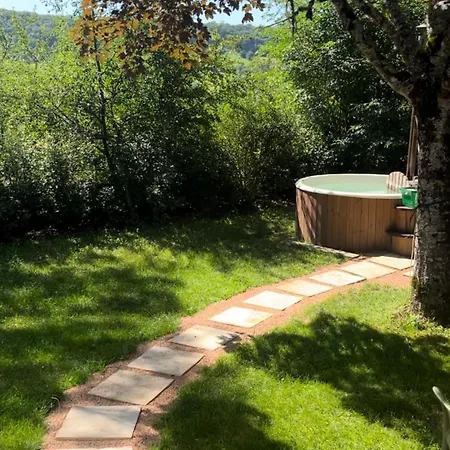 Les cabanes de Julie Lissac et Mouret Extérieur photo